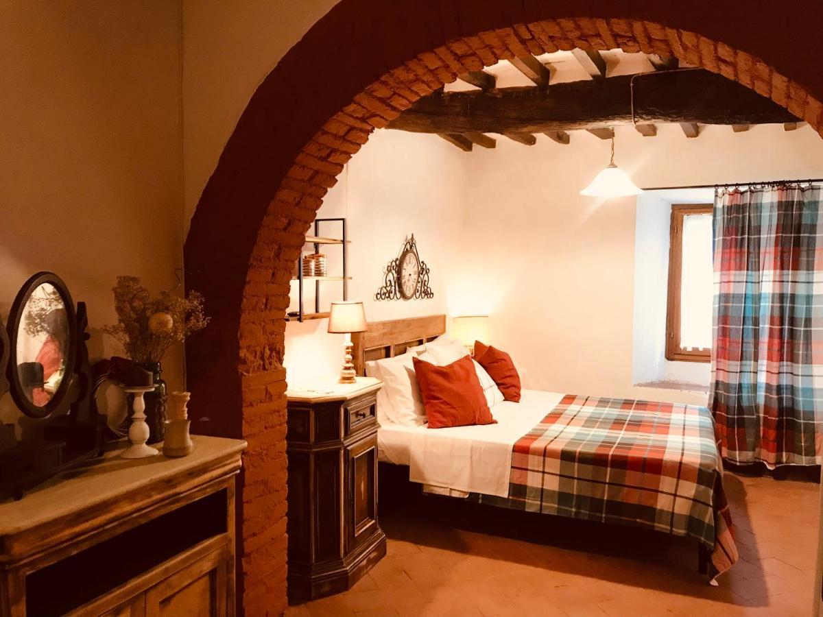 Camera E Appartamento Toscana - B&B Palazzo Robicci คาสติญโญน ฟิโอเรนทิโน ภายนอก รูปภาพ