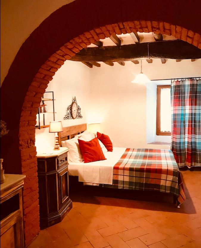 Camera E Appartamento Toscana - B&B Palazzo Robicci คาสติญโญน ฟิโอเรนทิโน ภายนอก รูปภาพ
