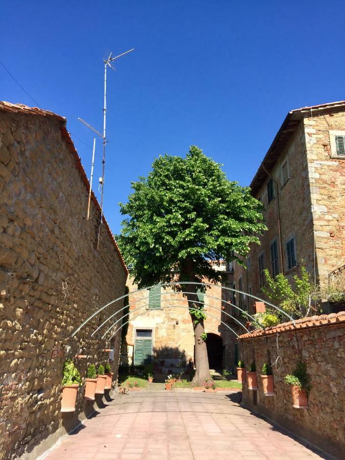 Camera E Appartamento Toscana - B&B Palazzo Robicci คาสติญโญน ฟิโอเรนทิโน ภายนอก รูปภาพ