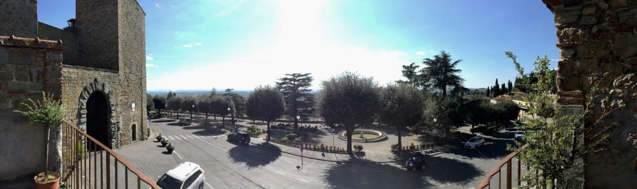 Camera E Appartamento Toscana - B&B Palazzo Robicci คาสติญโญน ฟิโอเรนทิโน ภายนอก รูปภาพ