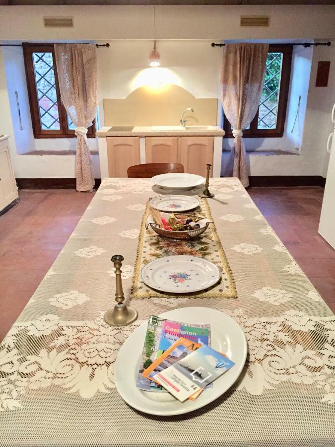 Camera E Appartamento Toscana - B&B Palazzo Robicci คาสติญโญน ฟิโอเรนทิโน ภายนอก รูปภาพ